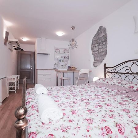 Apartments Pia Piran Bagian luar foto